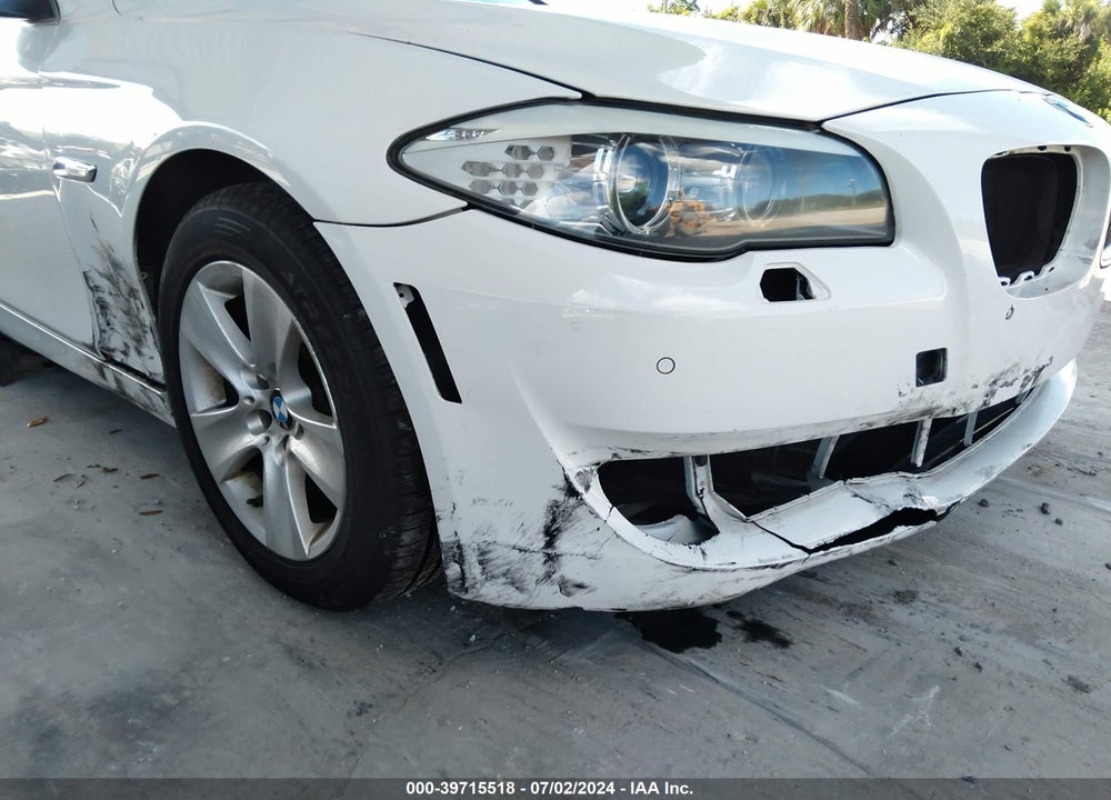 2012 BMW 528I VIN: WBAXG5C51CDX04457