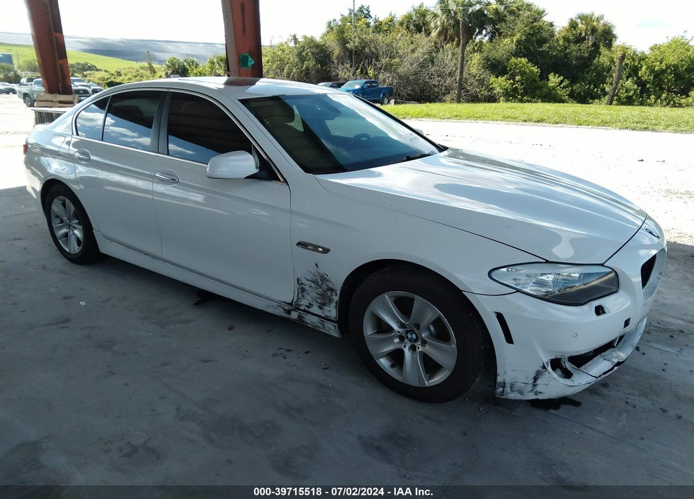 2012 BMW 528I VIN: WBAXG5C51CDX04457