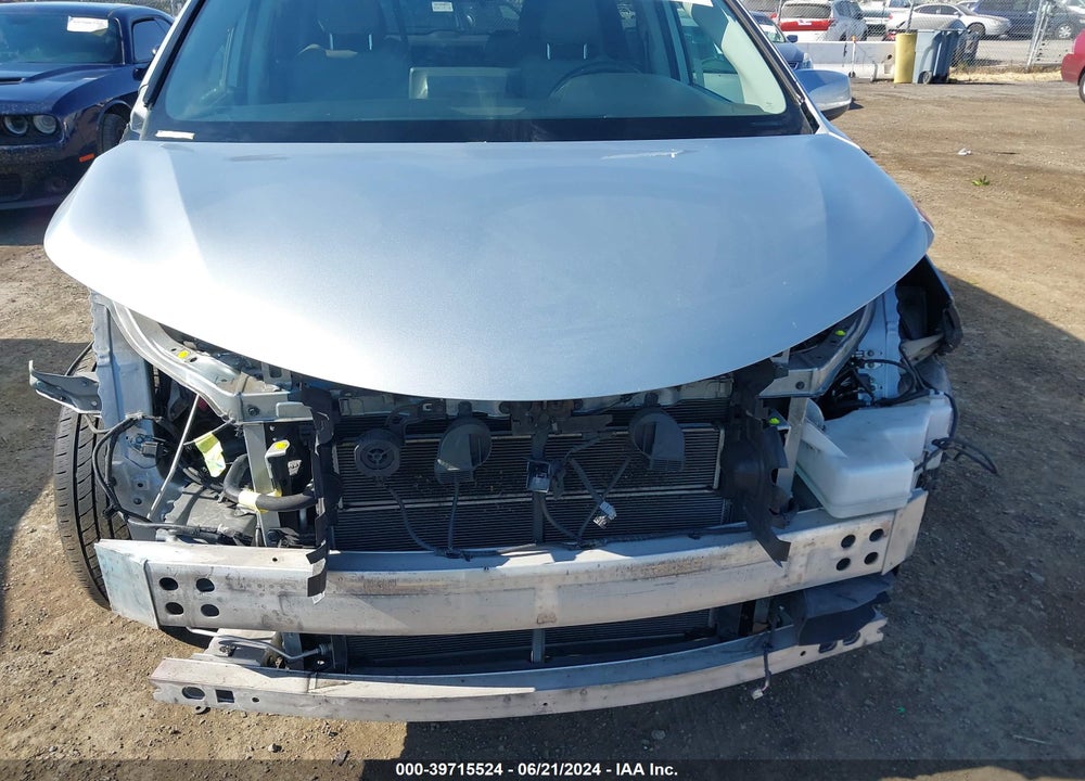 2021 TOYOTA SIENNA LE VIN: 5TDKRKEC4MS072173