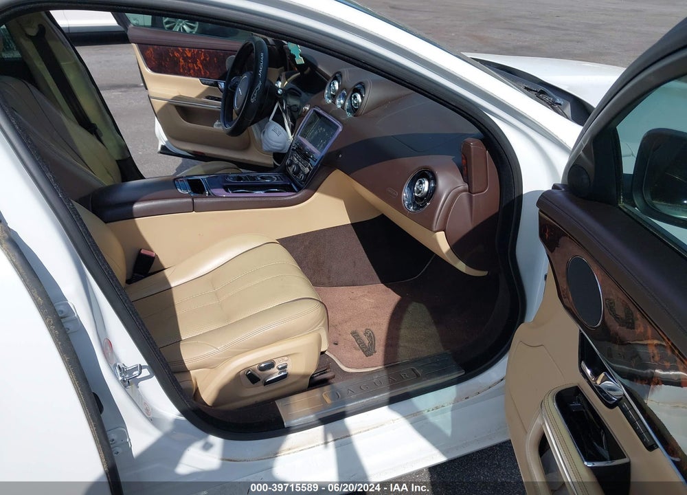 2011 JAGUAR XJ XJL VIN: SAJWA2GB0BLV04688