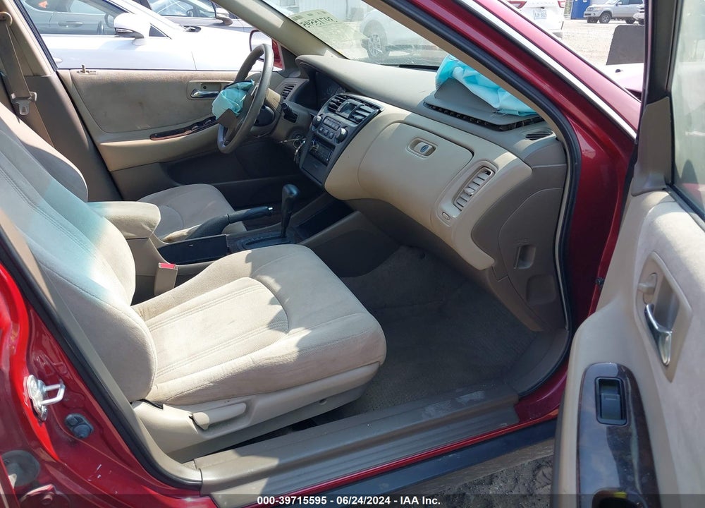 2000 HONDA ACCORD 2.3 SE VIN: JHMCG5671YC021507