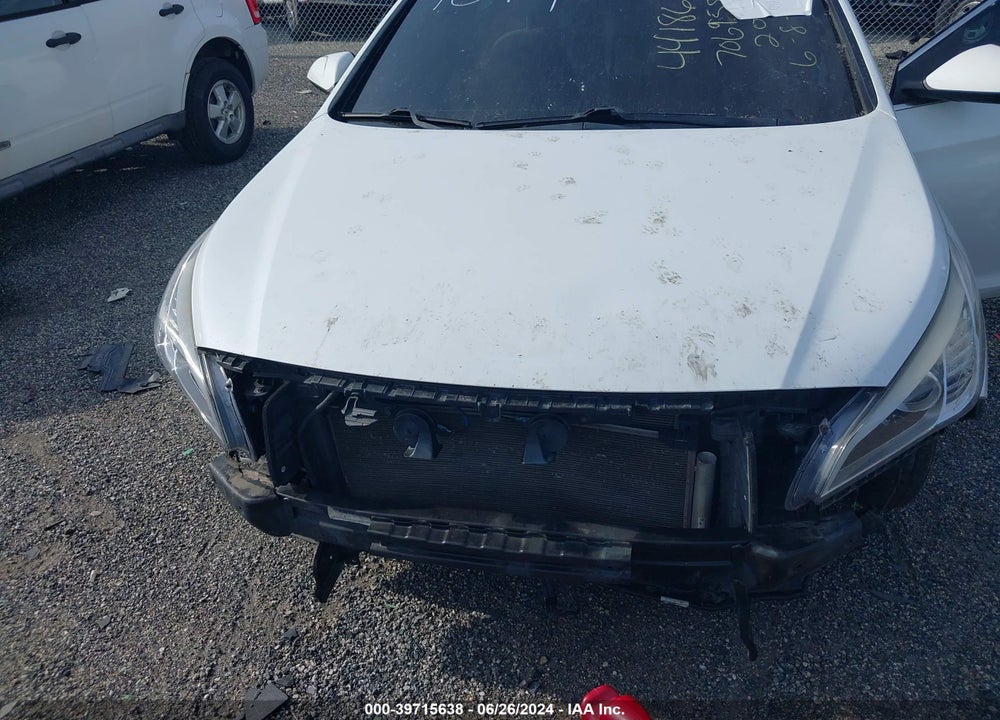 2015 HYUNDAI SONATA VIN: 5NPE24AF0FH121049