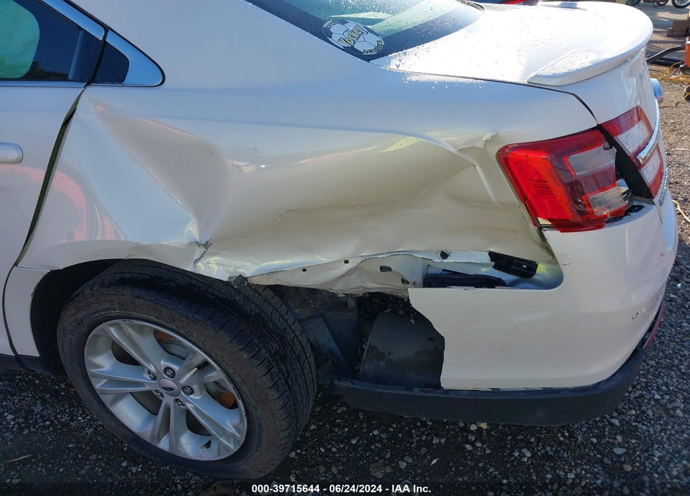 2015 FORD TAURUS SEL VIN: 1FAHP2E83FG177432