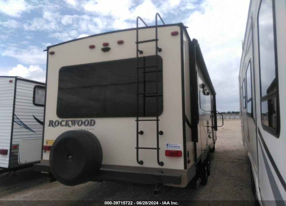 2017 ROCKWOOD 30FT VIN: 4X4TRLB27HZ145556