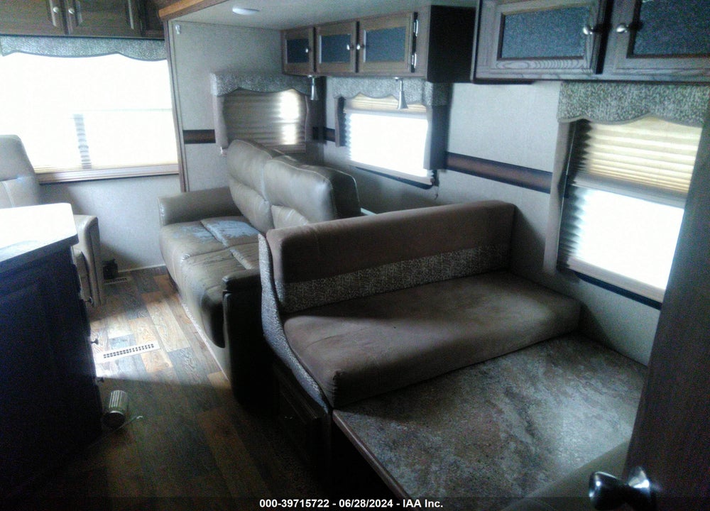 2017 ROCKWOOD 30FT VIN: 4X4TRLB27HZ145556
