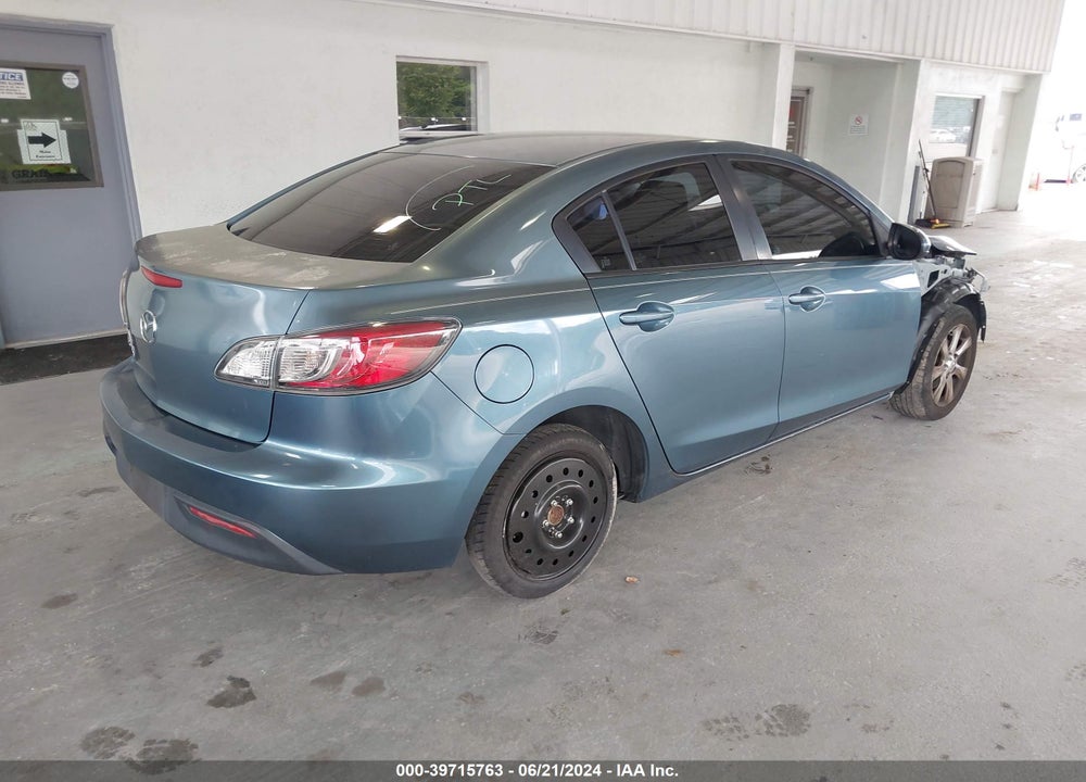 2011 MAZDA 3 I TOURING VIN: JM1BL1VG3B1373106