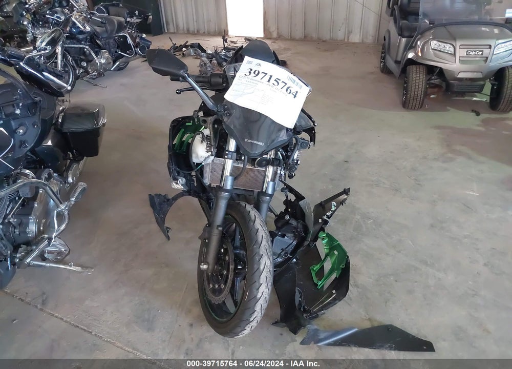 2023 KAWASAKI EX400 VIN: JKAEXKH14PDAN4198