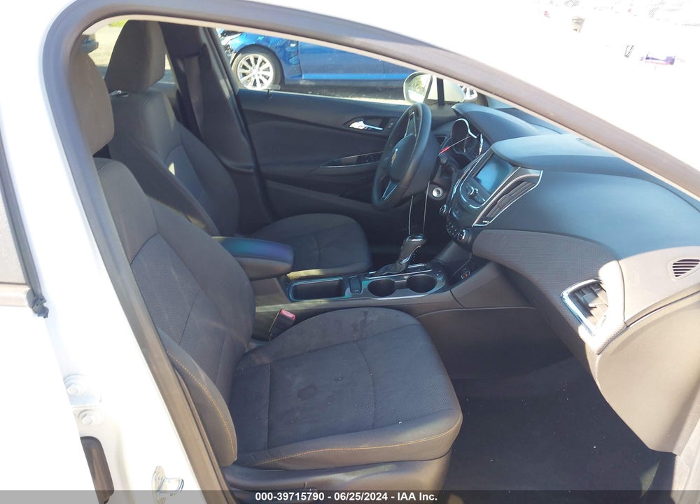 2019 CHEVROLET CRUZE LS VIN: 1G1BC5SM4K7150788