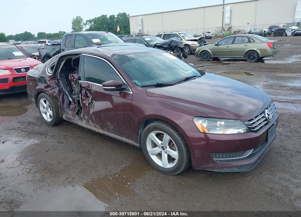2012 VOLKSWAGEN PASSAT 2.0L TDI SE VIN: 1VWBN7A39CC102697