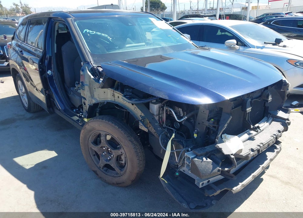 2020 TOYOTA HIGHLANDER LE VIN: 5TDZZRAH5LS003855