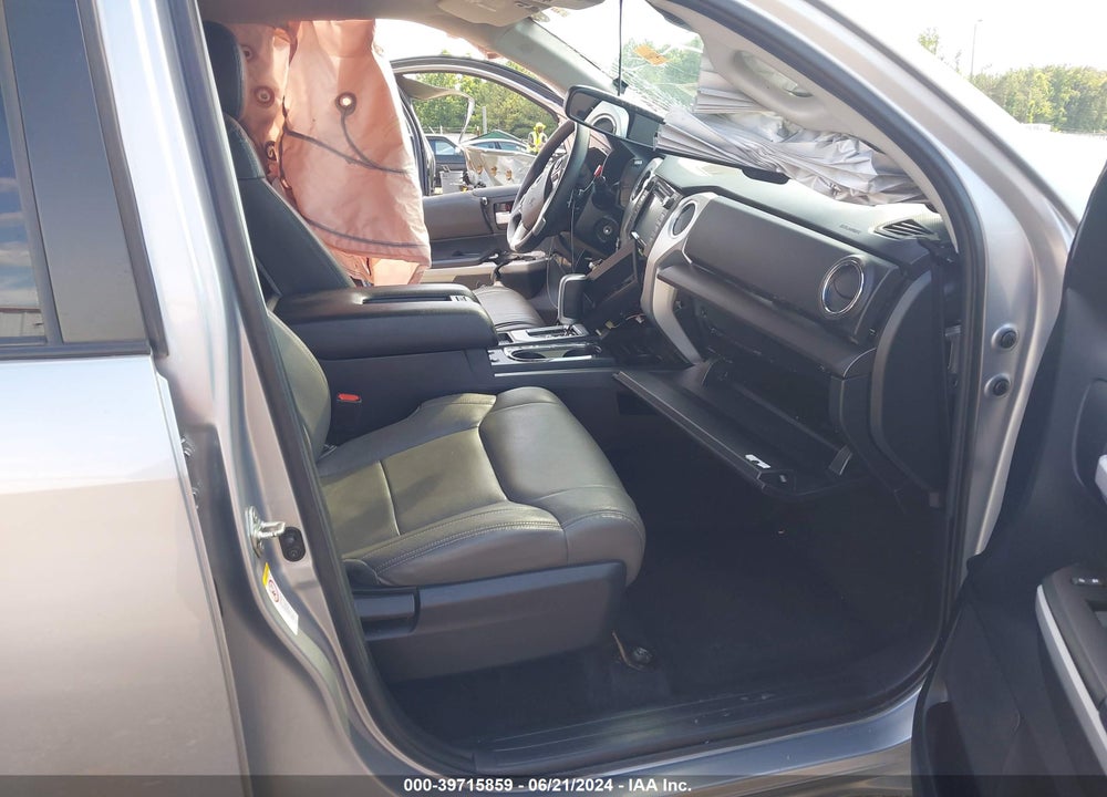 2018 TOYOTA TUNDRA SR5 4.6L V8 VIN: 5TFEM5F14JX125244