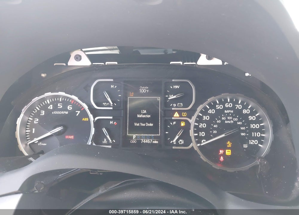 2018 TOYOTA TUNDRA SR5 4.6L V8 VIN: 5TFEM5F14JX125244