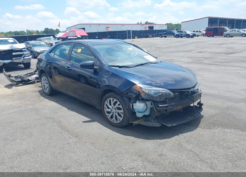 2017 TOYOTA COROLLA LE VIN: 5YFBURHE5HP653393