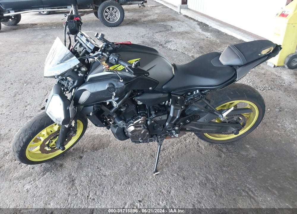 2018 YAMAHA MT07 VIN: JYARM27E1JA001092