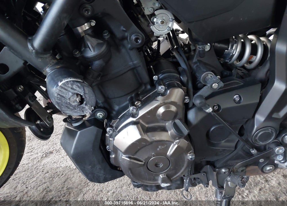 2018 YAMAHA MT07 VIN: JYARM27E1JA001092