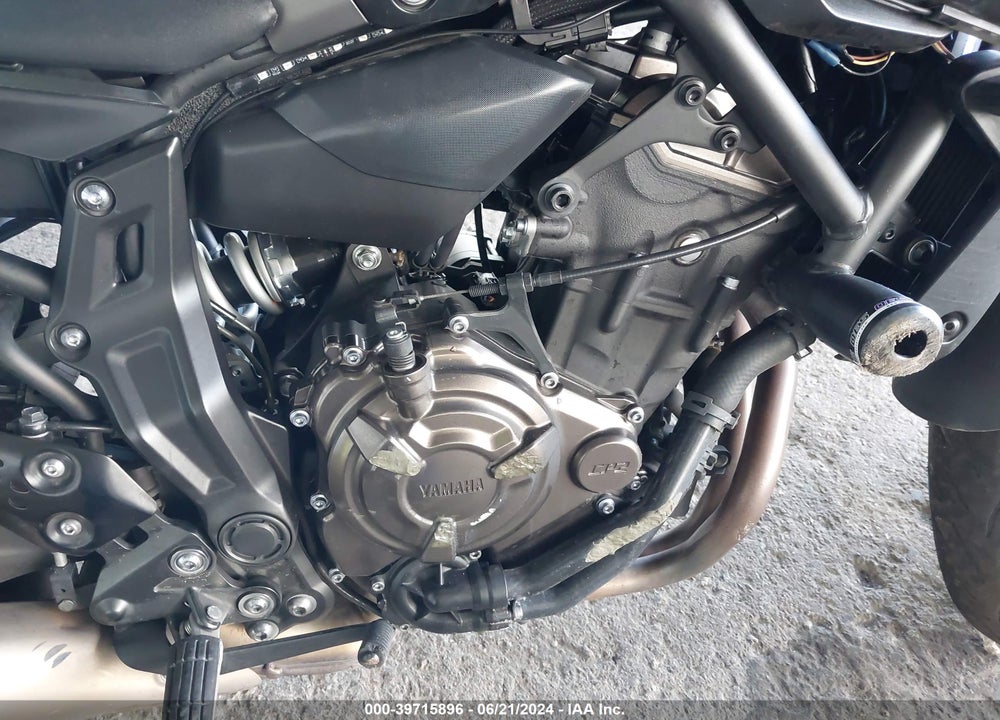 2018 YAMAHA MT07 VIN: JYARM27E1JA001092