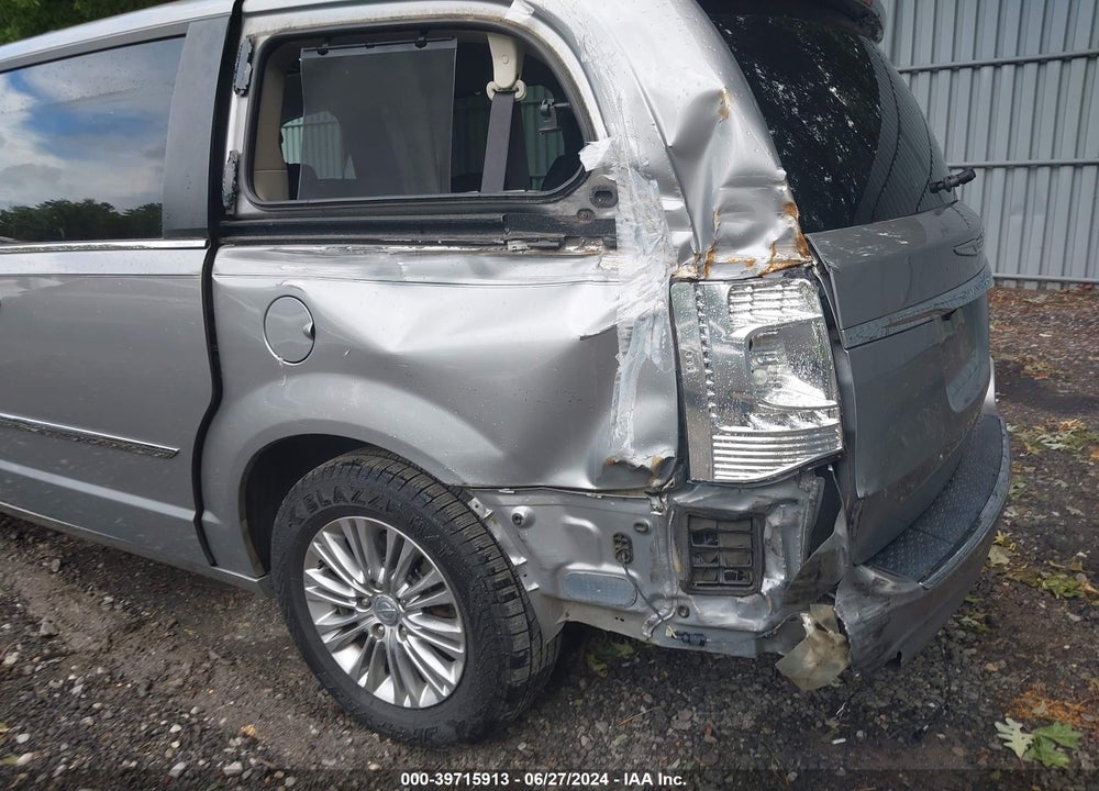 2015 CHRYSLER TOWN & COUNTRY TOURING-L VIN: 2C4RC1CG8FR514819