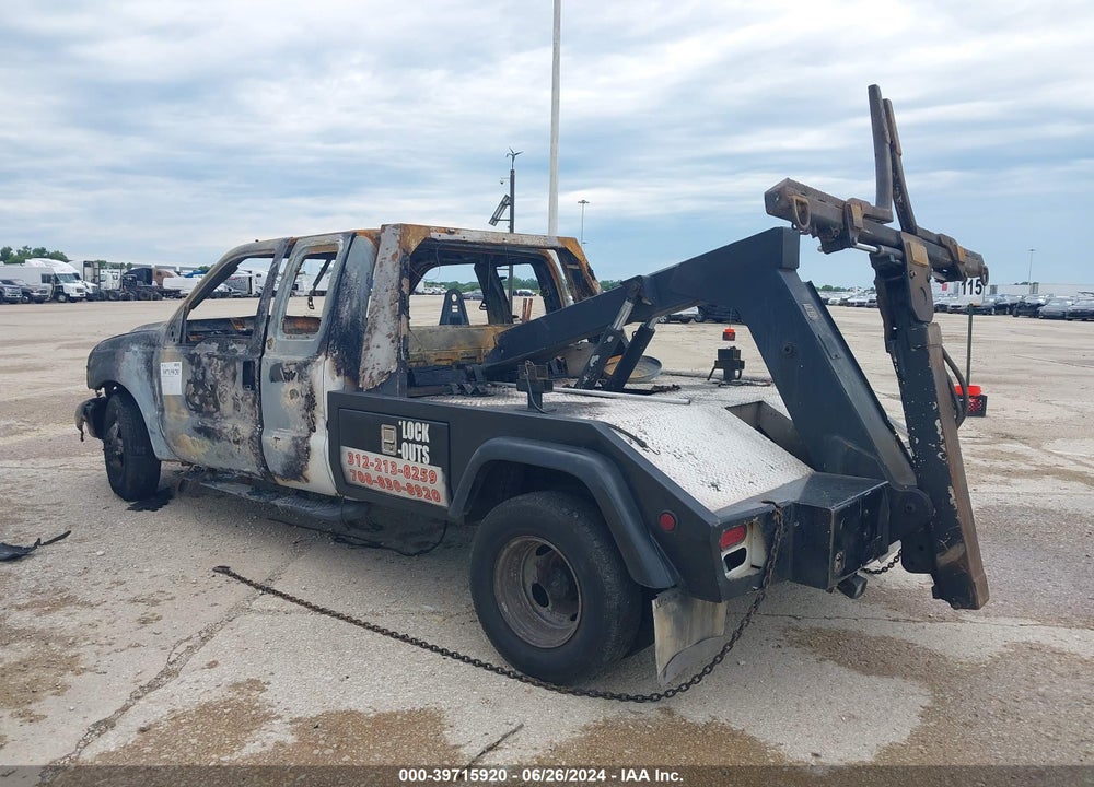 2002 FORD F-350 LARIAT/XL/XLT VIN: 1FTWX32FX2EA26037