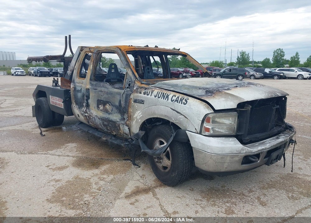 2002 FORD F-350 LARIAT/XL/XLT VIN: 1FTWX32FX2EA26037