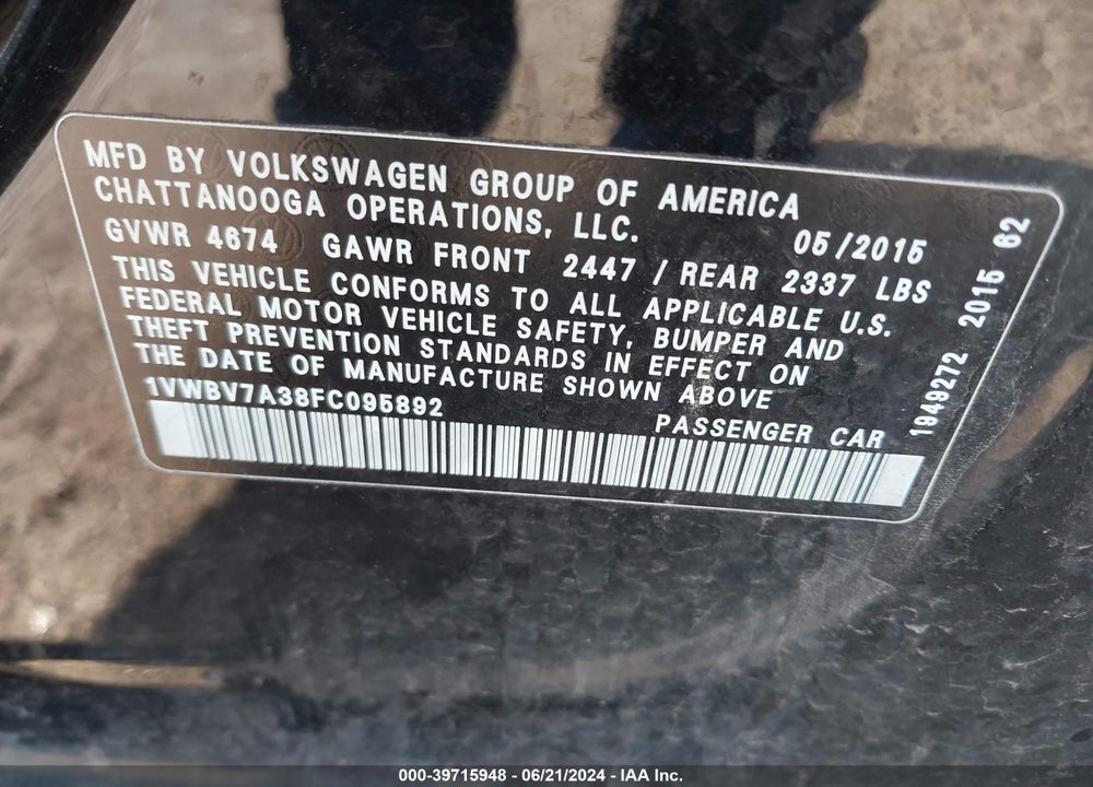 2015 VOLKSWAGEN PASSAT 2.0L TDI SE VIN: 1VWBV7A38FC095892