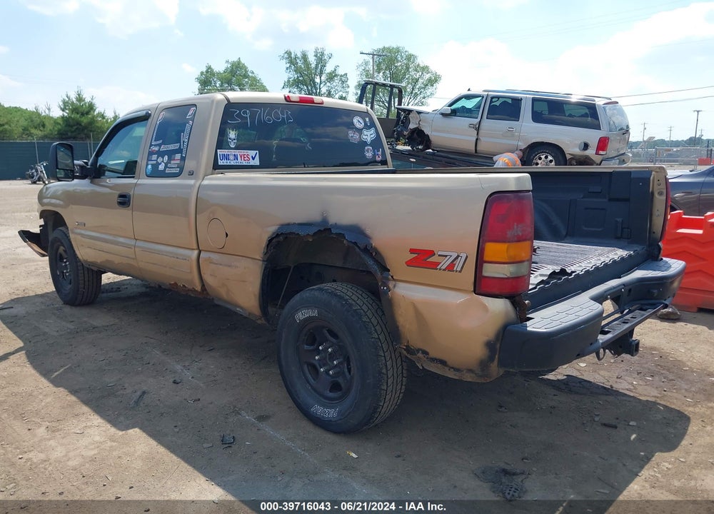 2000 CHEVROLET SILVERADO 1500 LT VIN: 1GCEK19T2YE223240