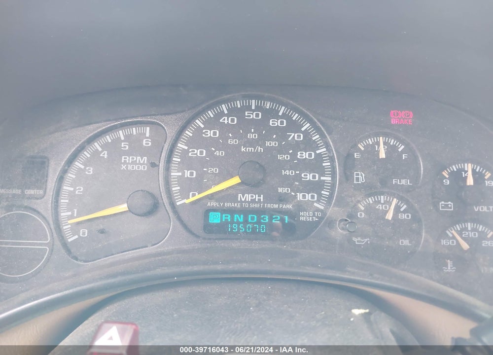 2000 CHEVROLET SILVERADO 1500 LT VIN: 1GCEK19T2YE223240