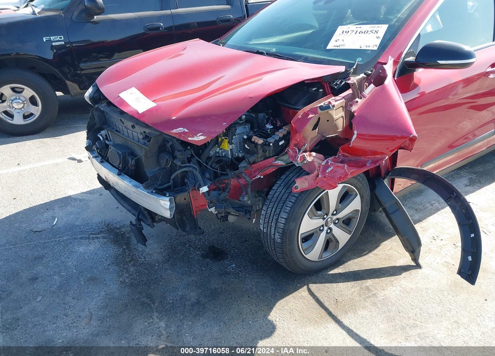 2017 KIA NIRO EX VIN: KNDCC3LC8H5060120
