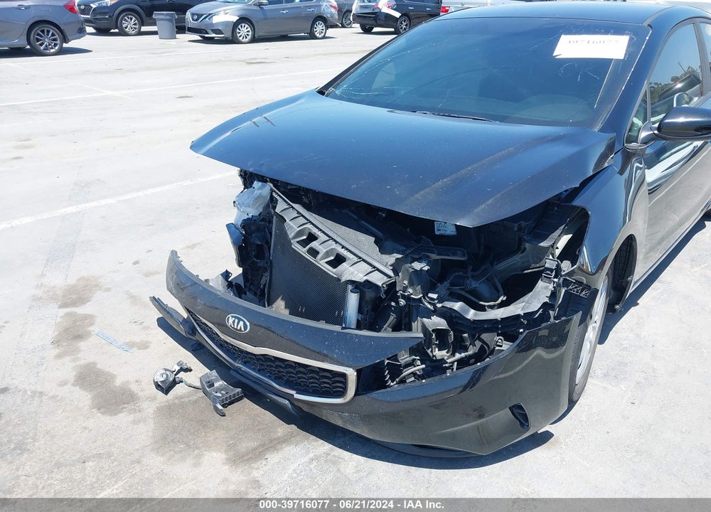 2018 KIA FORTE LX VIN: 3KPFK4A73JE168943