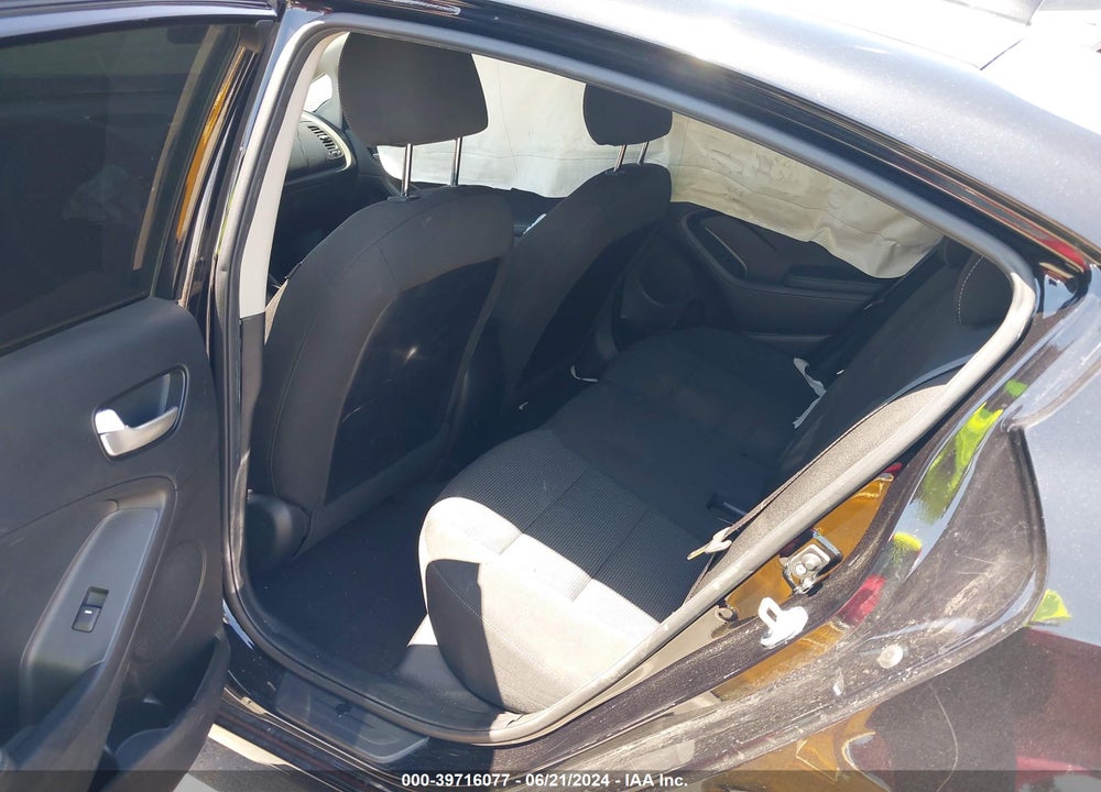 2018 KIA FORTE LX VIN: 3KPFK4A73JE168943