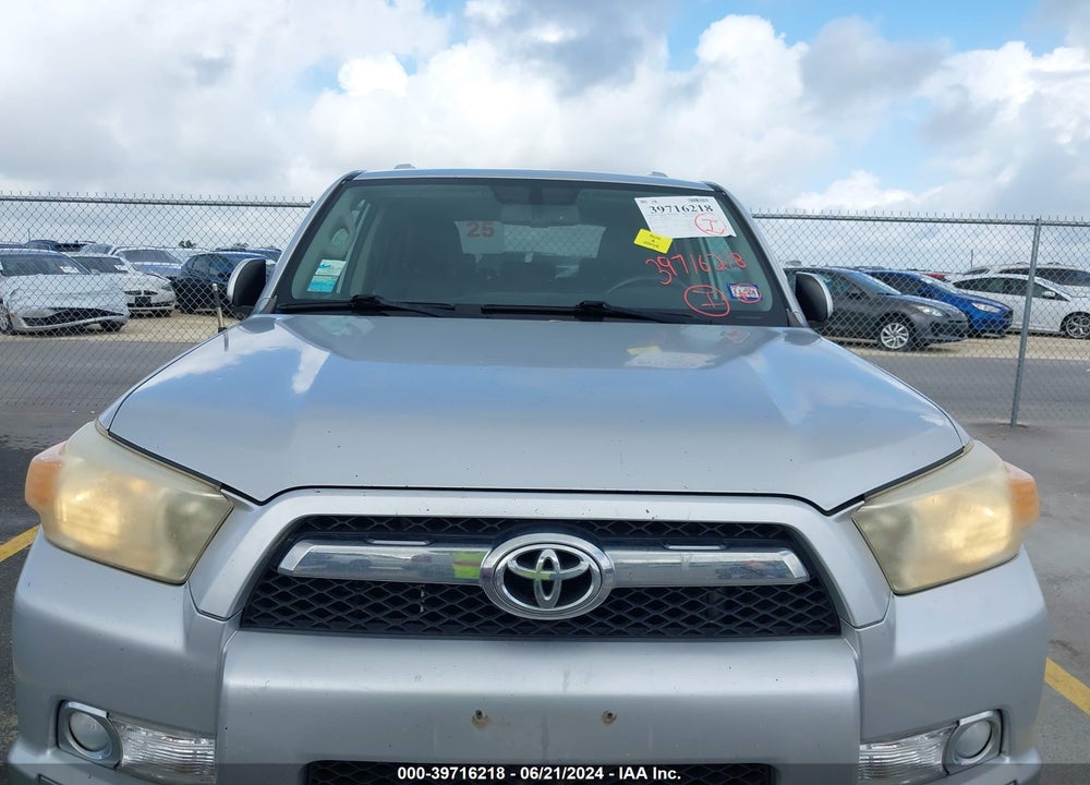2010 TOYOTA 4RUNNER SR5 V6 VIN: JTEZU5JR2A5011846