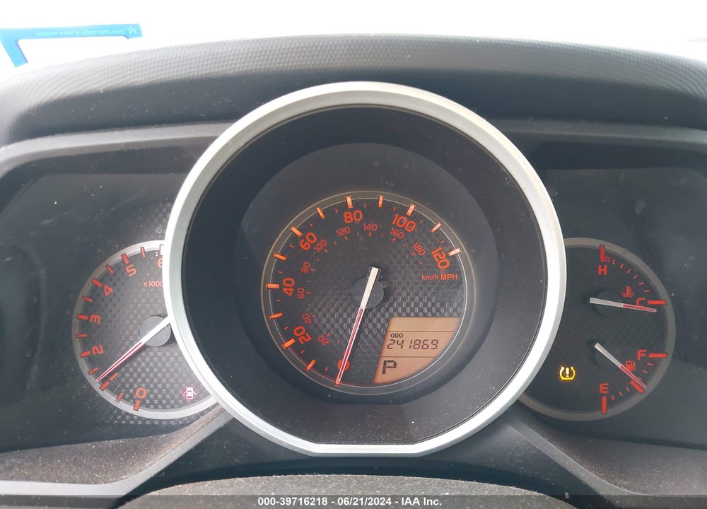 2010 TOYOTA 4RUNNER SR5 V6 VIN: JTEZU5JR2A5011846