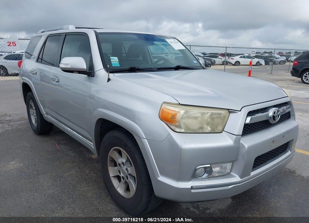 2010 TOYOTA 4RUNNER SR5 V6 VIN: JTEZU5JR2A5011846
