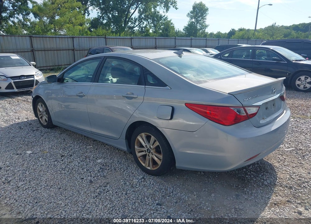 2013 HYUNDAI SONATA GLS VIN: 5NPEB4AC6DH664330