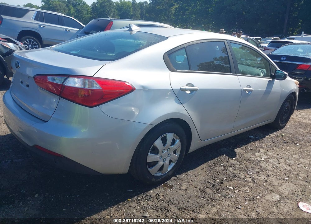 2015 KIA FORTE LX VIN: KNAFX4A61F5429527