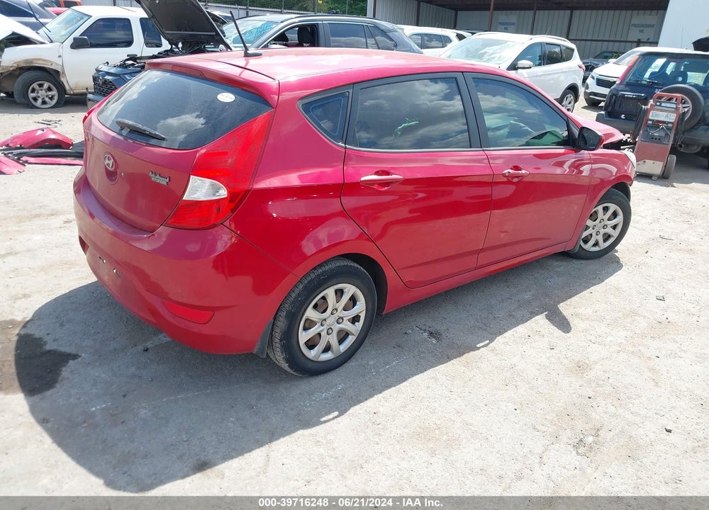 2013 HYUNDAI ACCENT GS VIN: KMHCT5AE7DU083609
