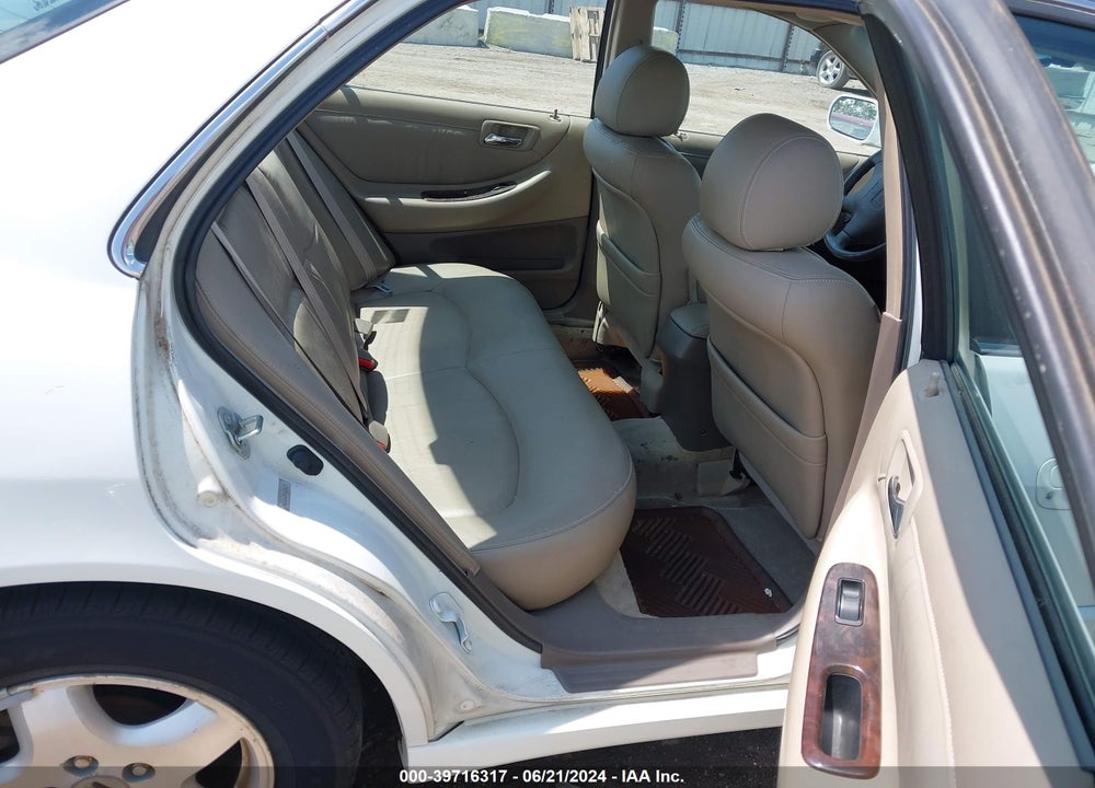 2000 HONDA ACCORD 3.0 EX VIN: 1HGCG1652YA099655