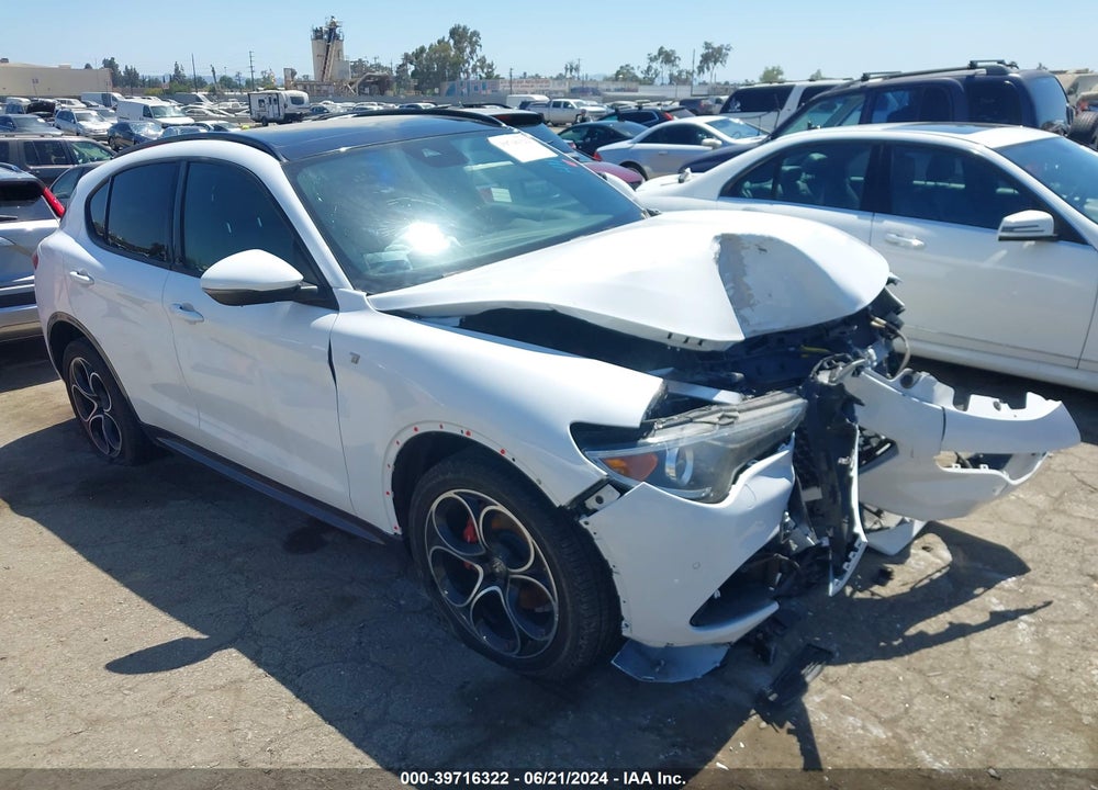 2022 ALFA ROMEO STELVIO TI AWD VIN: ZASPAKBN6N7D32322