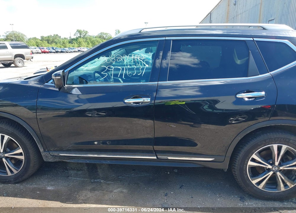 2018 NISSAN ROGUE SL VIN: 5N1AT2MV3JC715038