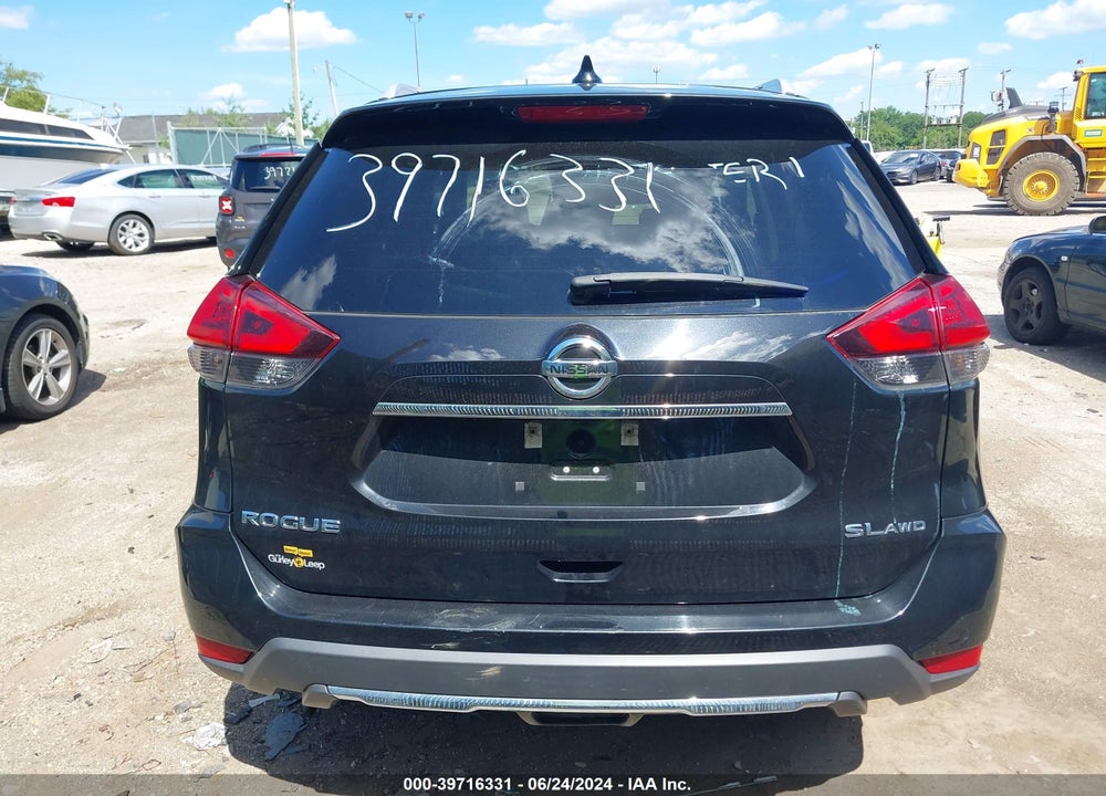 2018 NISSAN ROGUE SL VIN: 5N1AT2MV3JC715038