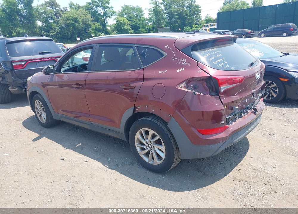 2016 HYUNDAI TUCSON SE VIN: KM8J3CA40GU118210