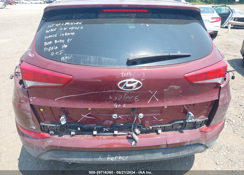 2016 HYUNDAI TUCSON SE VIN: KM8J3CA40GU118210