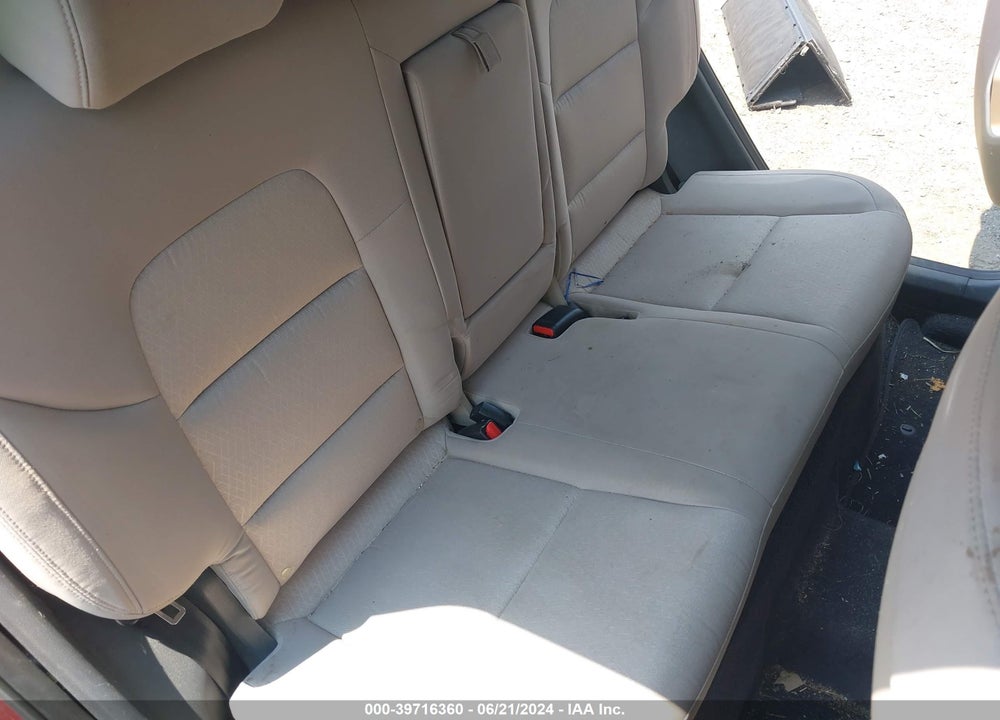 2016 HYUNDAI TUCSON SE VIN: KM8J3CA40GU118210