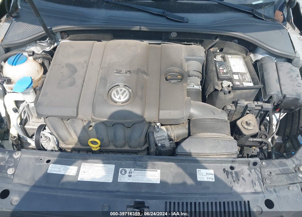 2014 VOLKSWAGEN PASSAT 2.5L S VIN: 1VWAP7A37EC011498