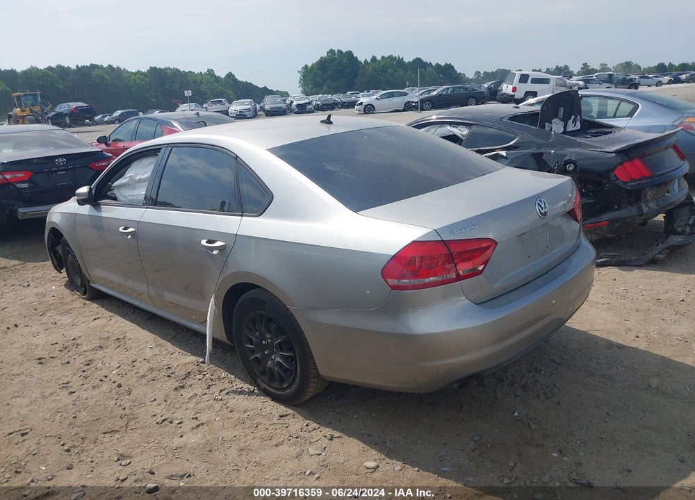 2014 VOLKSWAGEN PASSAT 2.5L S VIN: 1VWAP7A37EC011498