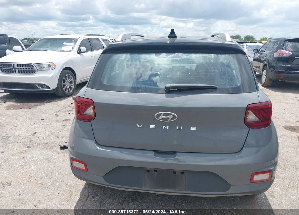 2022 HYUNDAI VENUE LIMITED VIN: KMHRC8A34NU164417