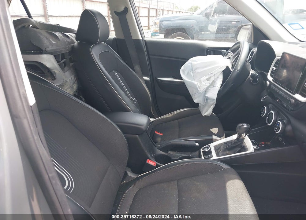 2022 HYUNDAI VENUE LIMITED VIN: KMHRC8A34NU164417