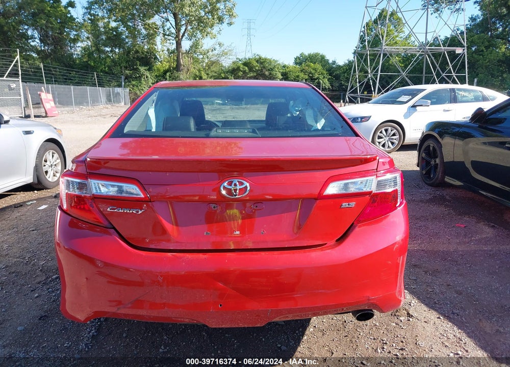 2013 TOYOTA CAMRY SE VIN: 4T1BF1FK5DU674371