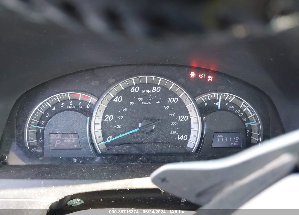 2013 TOYOTA CAMRY SE VIN: 4T1BF1FK5DU674371