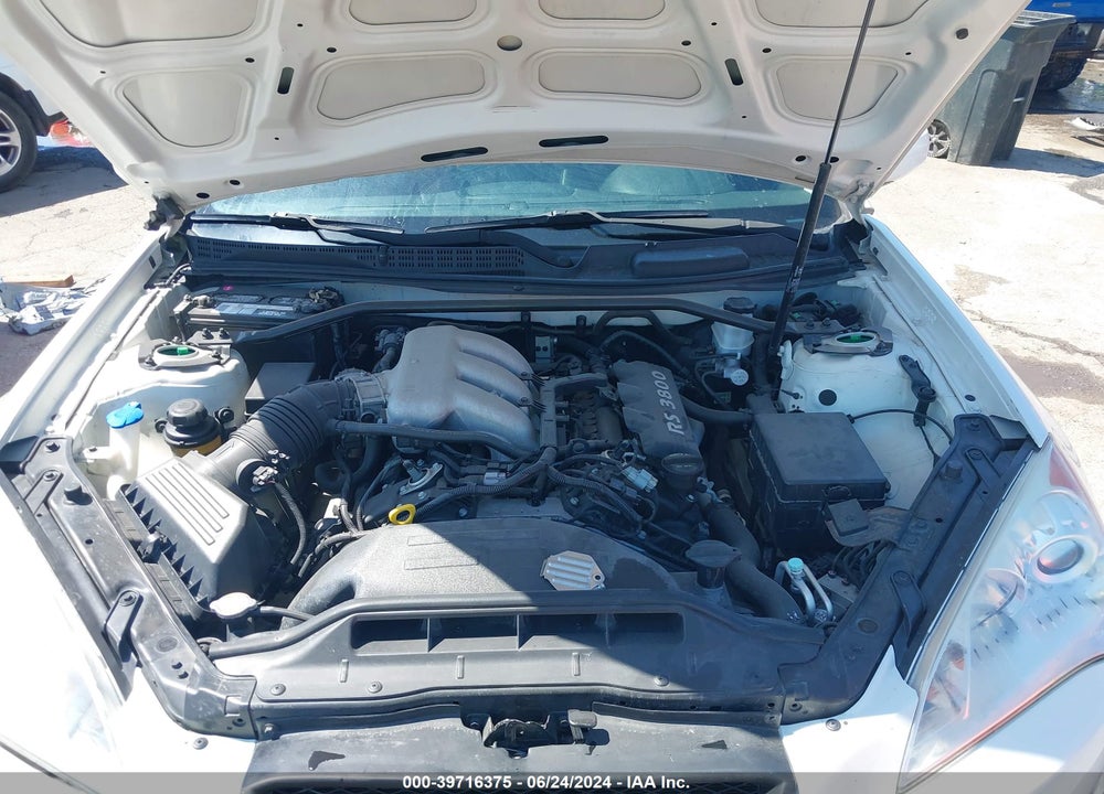 2011 HYUNDAI GENESIS 3.8 R-SPEC VIN: KMHHU6KH0BU052958