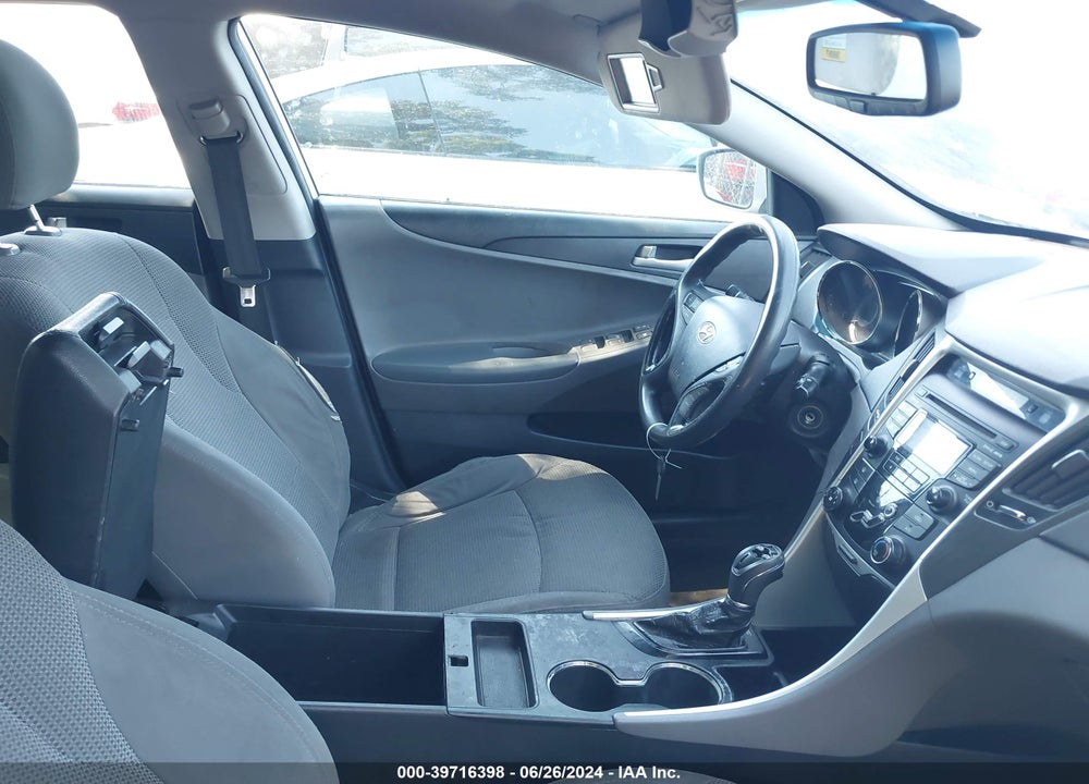 2013 HYUNDAI SONATA GLS VIN: 5NPEB4ACXDH690512